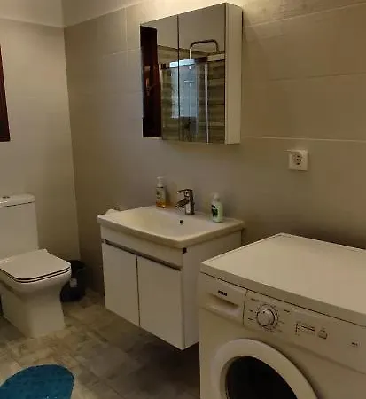 Δωμάτια σε οικογενειακή κατοικία Elena's Corfu